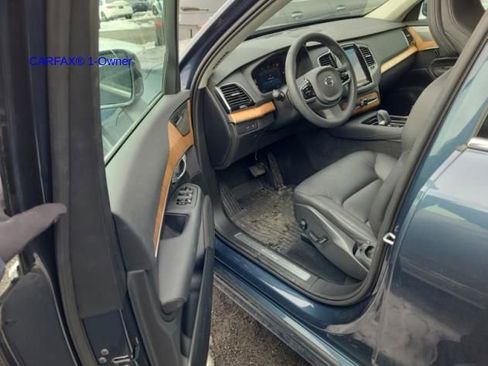 Certified 2024 Volvo XC90 T8 Plus w/ Protection Package Premier image 3