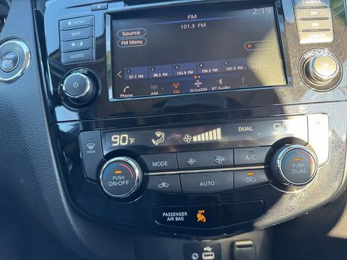 Used 2020 Nissan Rogue Sport SL w/ Premium Package image 20