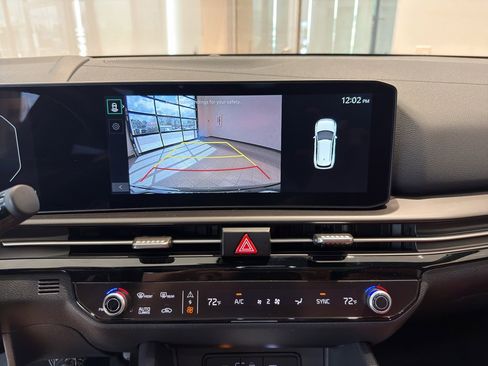 Certified 2026 Kia Sportage SX image 11