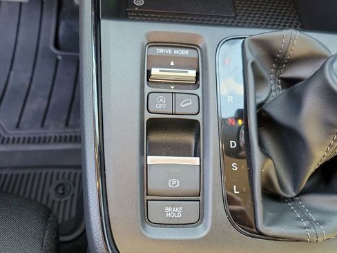 Certified 2026 Honda CR-V LX image 33