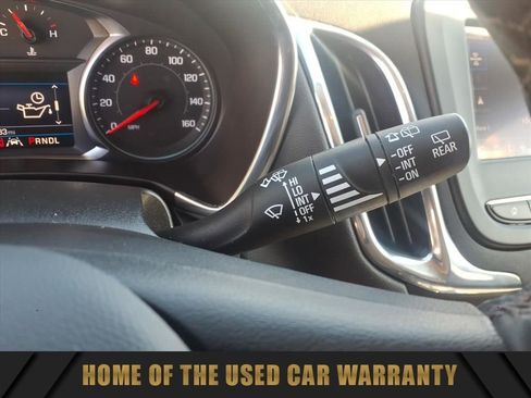 Used 2023 Chevrolet Equinox LT image 28
