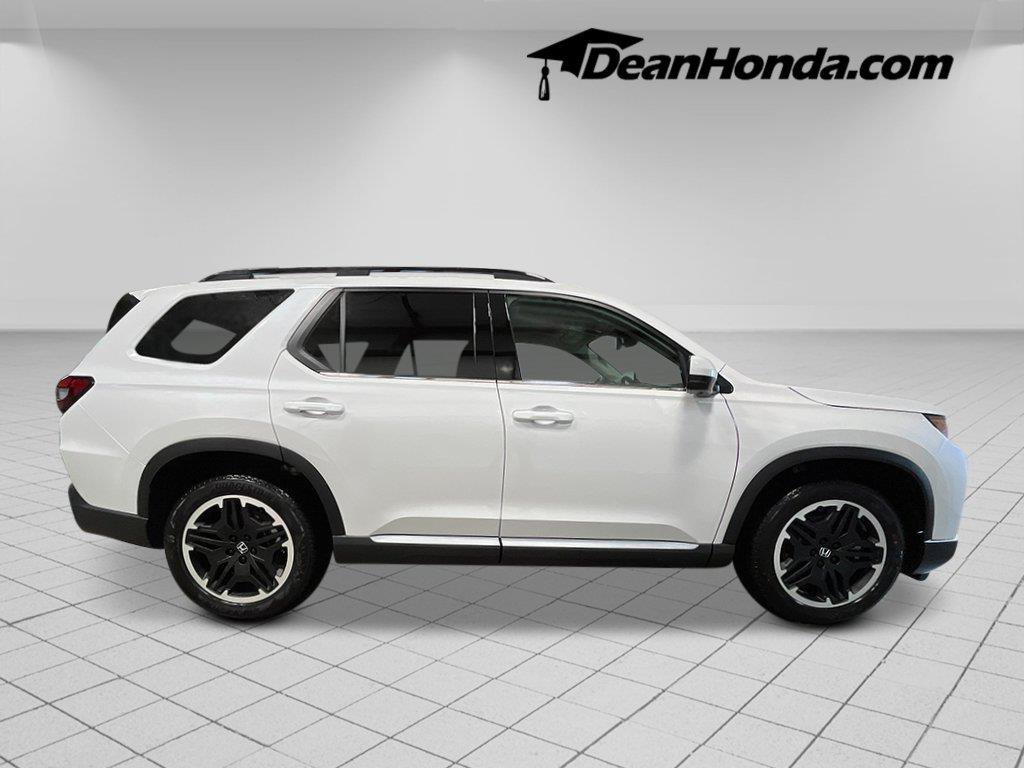New 2026 Honda Pilot image 8
