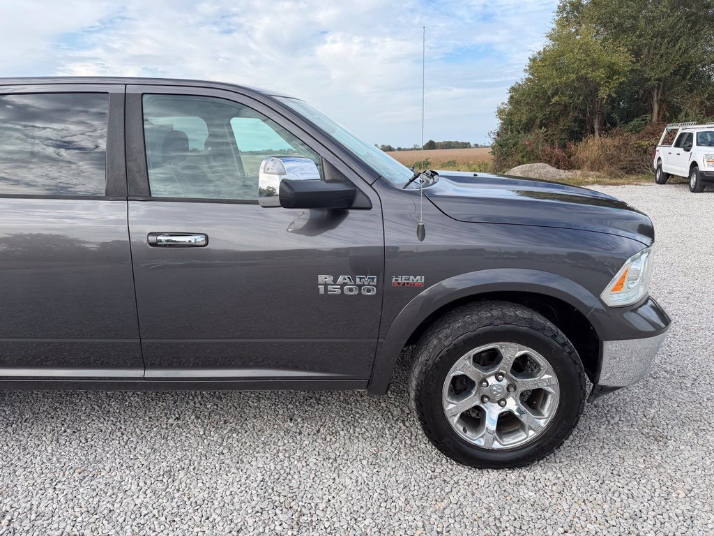 Used 2016 RAM 1500 Laramie AWD/4WD image 19