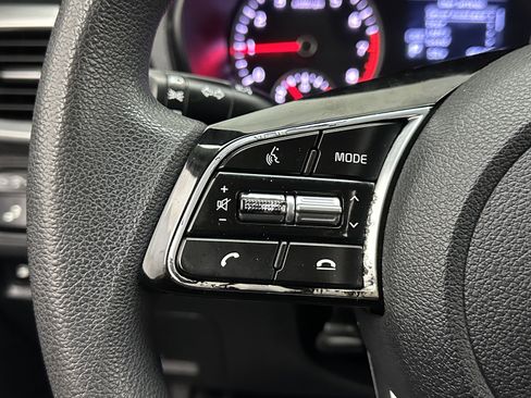 Used 2020 Kia Optima LX image 15