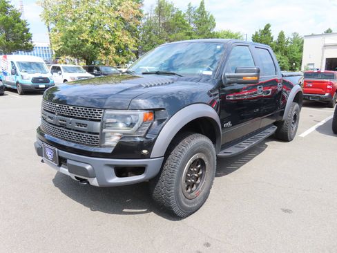 Used 2014 Ford F150 Raptor w/ Equipment Group 801A Luxury AWD/4WD image 3