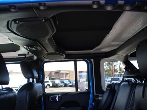 Used 2023 Jeep Wrangler Unlimited Sahara w/ Cold Weather Group AWD/4WD image 43