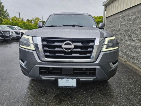 Used 2022 Nissan Armada SL w/ Captain's Chairs Package AWD/4WD image 12