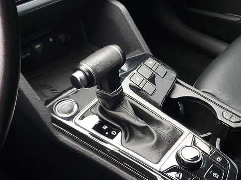 Used 2023 Kia Sportage EX image 30