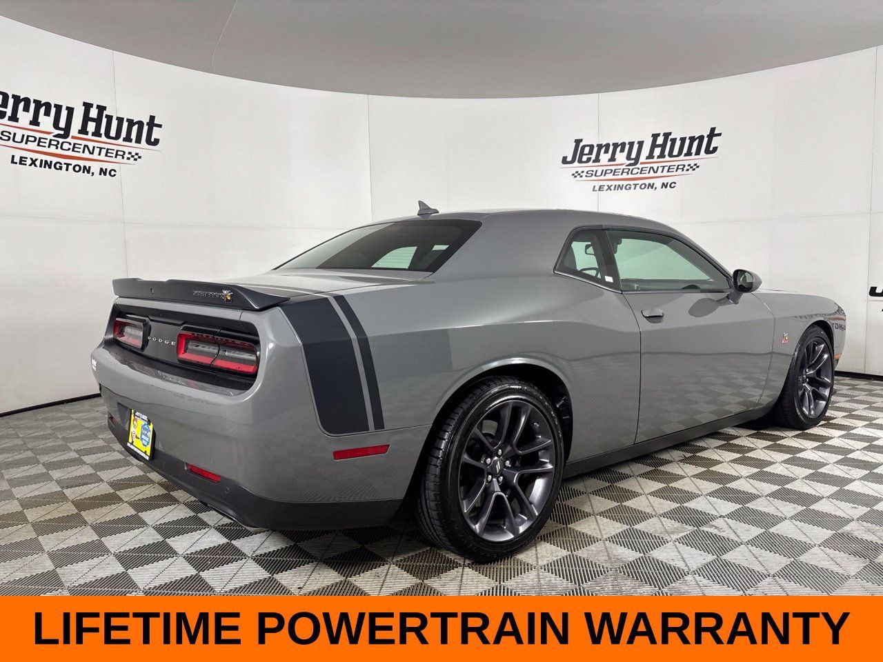 Used 2023 Dodge Challenger R/T Scat Pack w/ Scat Pack Stripe RWD image 6