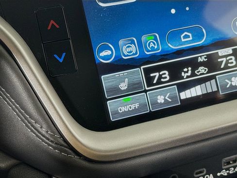 Used 2025 Subaru Legacy Premium AWD/4WD image 19