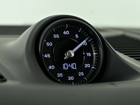 New 2026 Porsche Cayenne S image 17