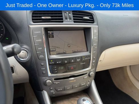Used 2010 Lexus IS 350C RWD image 9