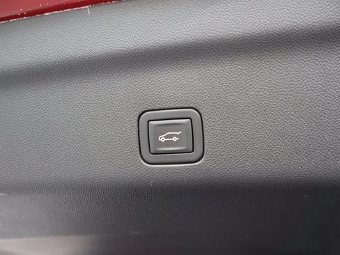 Used 2024 Chevrolet Suburban RST w/ Luxury Package image 26