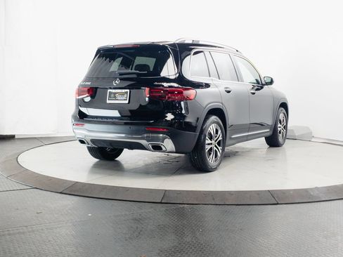 Certified 2026 Mercedes-Benz GLB 250 4MATIC image 30