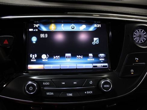 Used 2020 Buick Envision Essence image 26