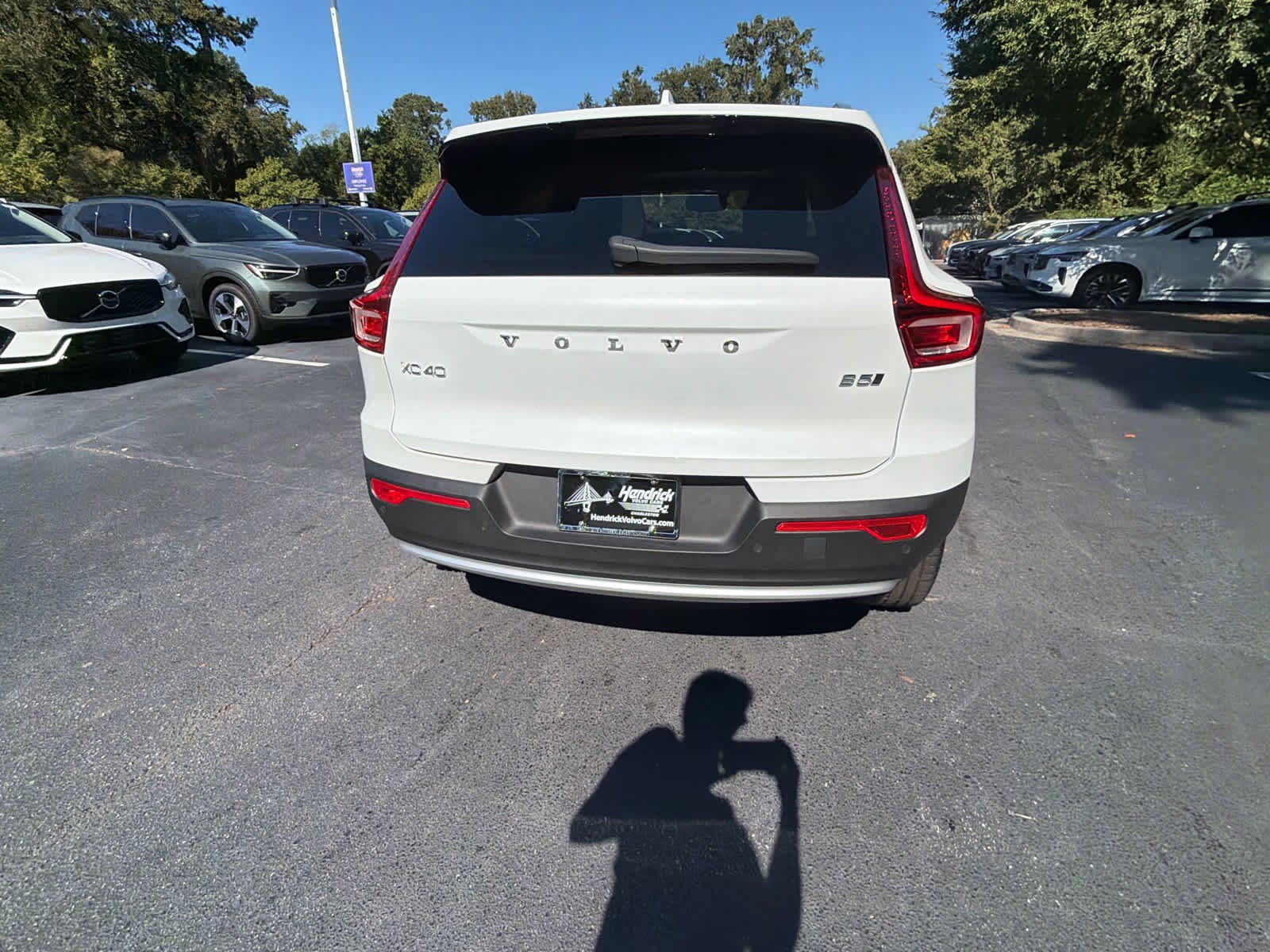 Used 2023 Volvo XC40 B5 Plus w/ Protection Package Premier AWD/4WD image 14