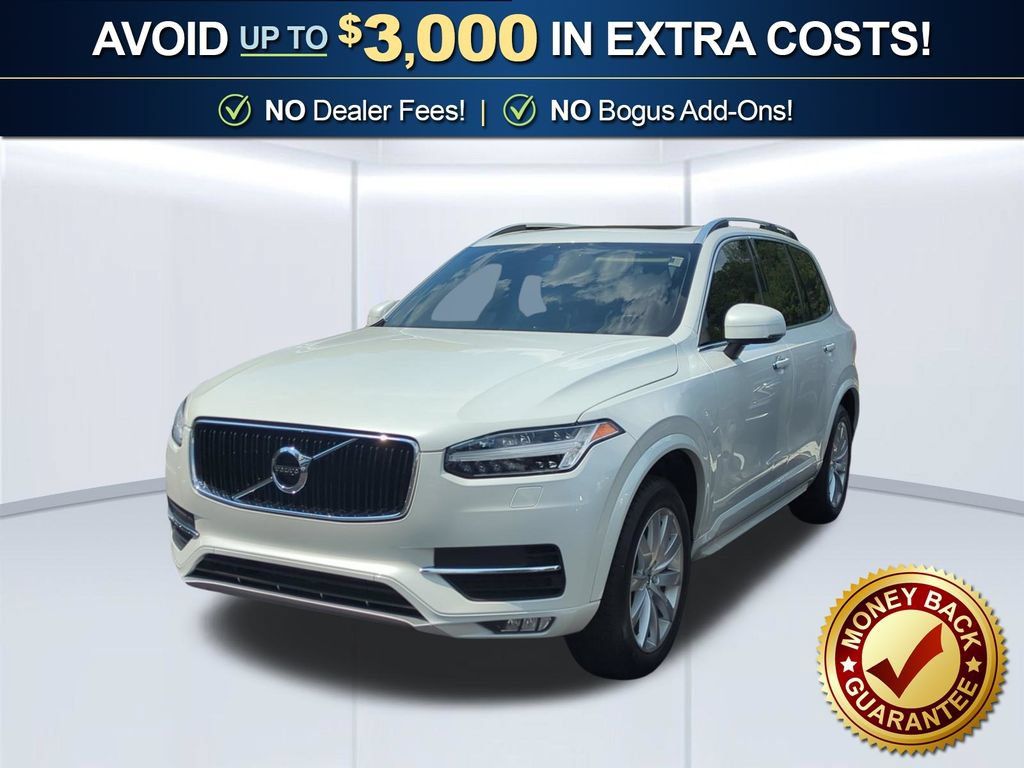 Used 2018 Volvo XC90 T6 Momentum w/ Momentum Plus Package AWD/4WD image 1