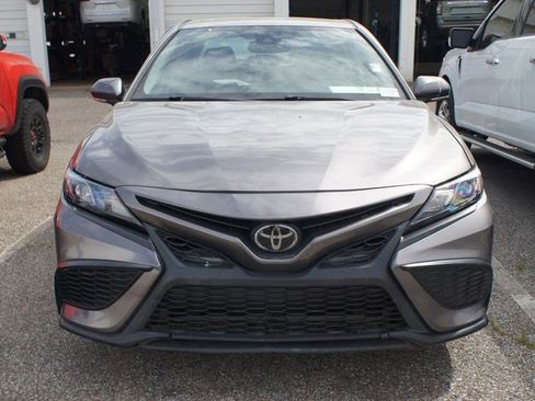 Used 2023 Toyota Camry SE w/ Convenience Package image 2