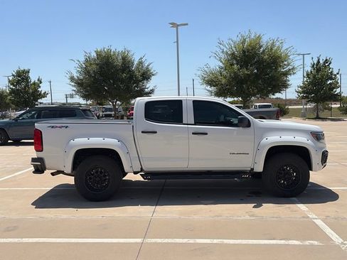 Used 2022 Chevrolet Colorado W/T w/ WT Convenience Package AWD/4WD image 6