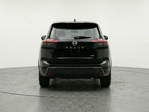 Used 2025 Nissan Rogue SV FWD image 7