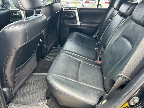 Used 2010 Toyota 4Runner Limited AWD/4WD image 12