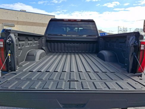 Certified 2025 GMC Sierra 2500 Denali Ultimate image 33