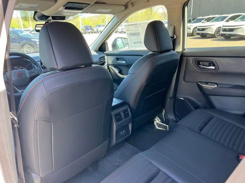 New 2026 Nissan Rogue SV AWD/4WD image 39