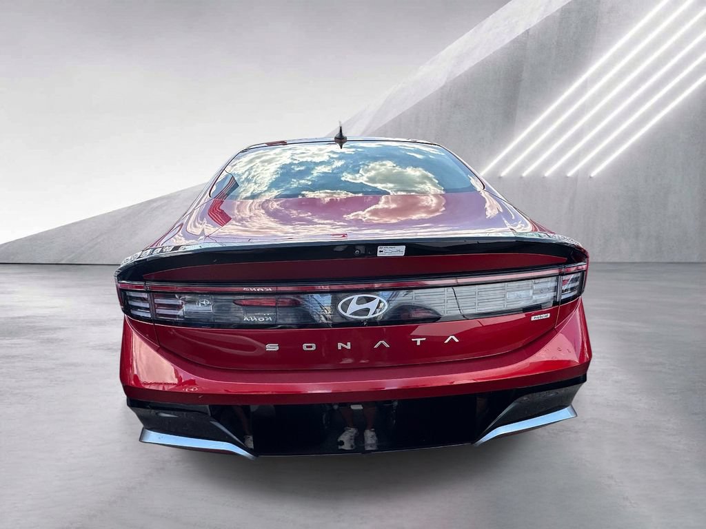 Certified 2025 Hyundai Sonata SEL FWD image 4