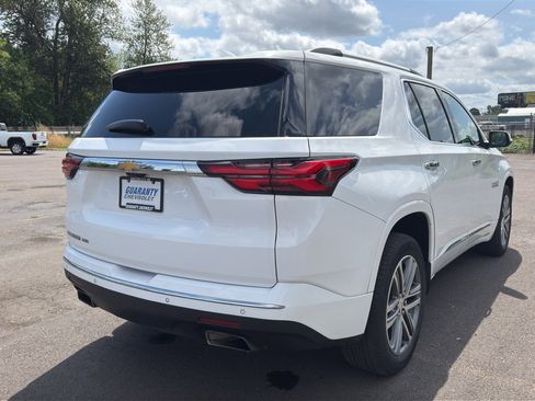 Used 2023 Chevrolet Traverse High Country w/ LPO, Floor Liner Package AWD/4WD image 22