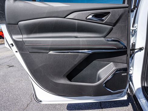 New 2026 Chevrolet Traverse RS w/ LPO, Floor Liner Package image 52