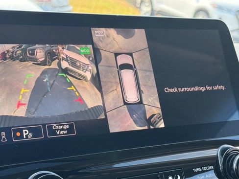 Certified 2024 Nissan Armada SL w/ Captain's Chairs Package image 25