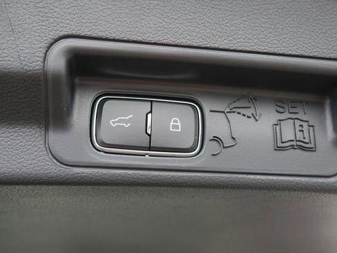 New 2026 Ford Explorer Active w/ Active Comfort Package AWD/4WD image 13