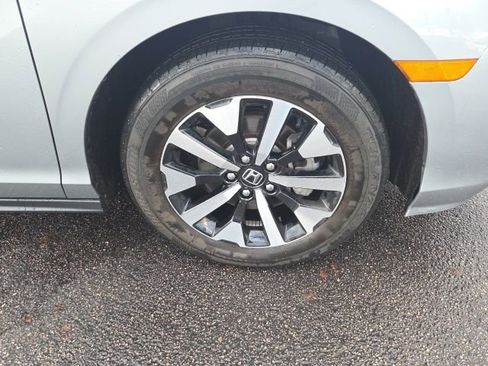 Used 2025 Honda Odyssey EX-L image 5