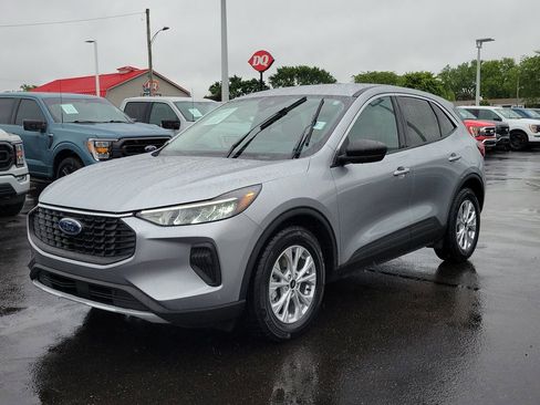 Certified 2023 Ford Escape Active w/ Tech Pack #1 FWD image 8