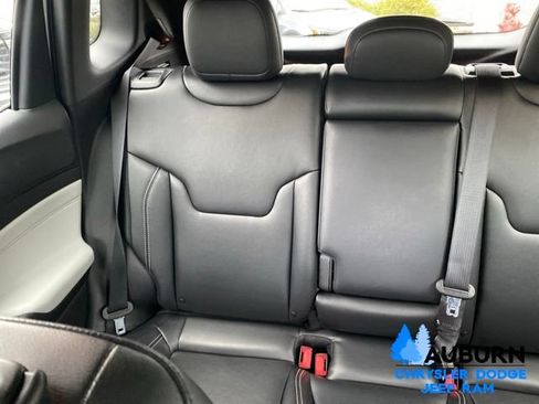 Used 2026 Jeep Compass Limited AWD/4WD image 20