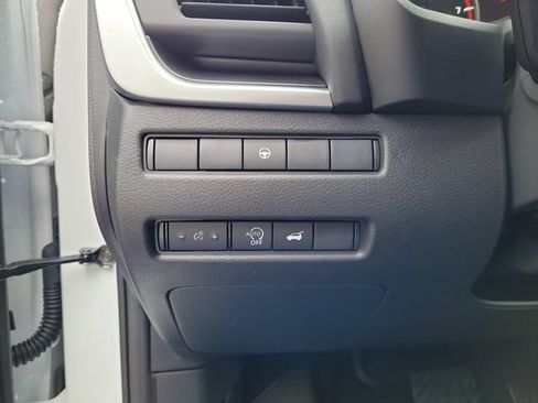 New 2026 Nissan Rogue SV AWD/4WD image 21