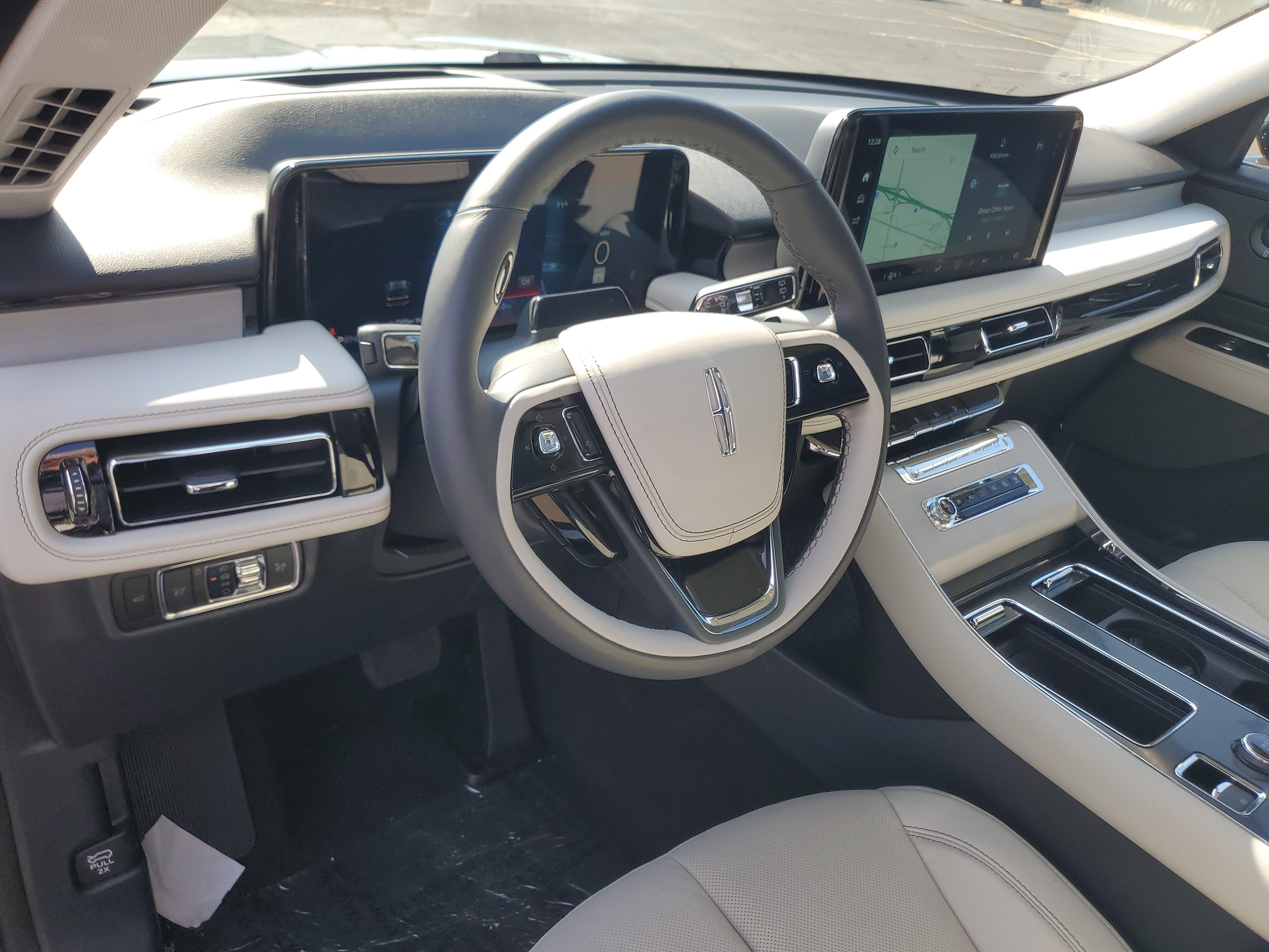 New 2027 Lincoln Aviator Reserve w/ Jet Appearance Package AWD/4WD image 11