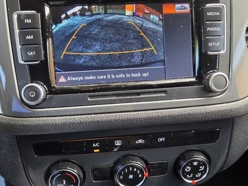 Used 2015 Volkswagen Tiguan S FWD image 13