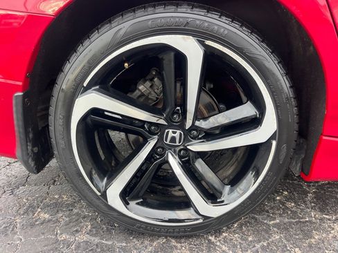 Used 2018 Honda Accord Sport image 38