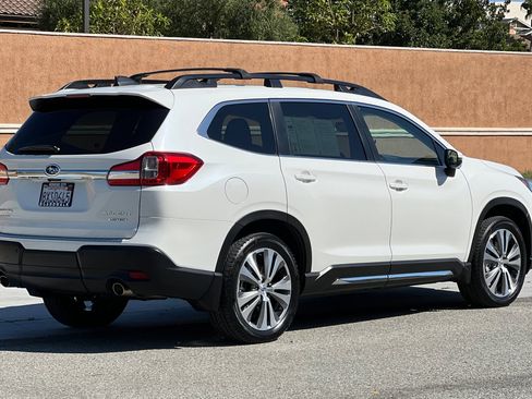 Used 2021 Subaru Ascent Limited w/ Technology Package image 4