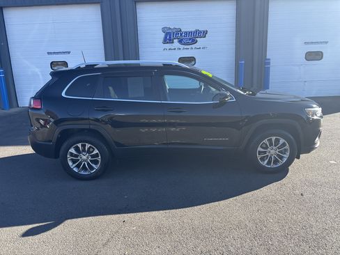 Used 2020 Jeep Cherokee Latitude Plus w/ Comfort/Convenience Group image 2