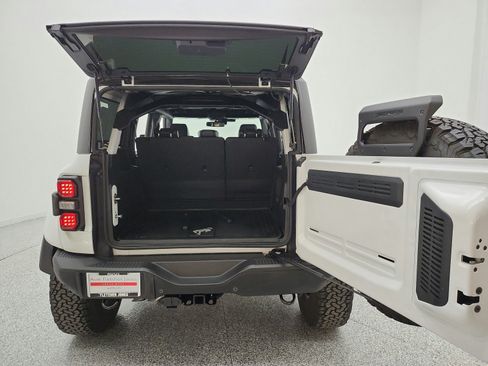 Used 2025 Ford Bronco Raptor w/ Interior Carbon Fiber Pack AWD/4WD image 18