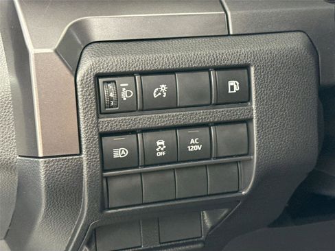 Used 2025 Toyota 4Runner TRD Sport AWD/4WD image 15
