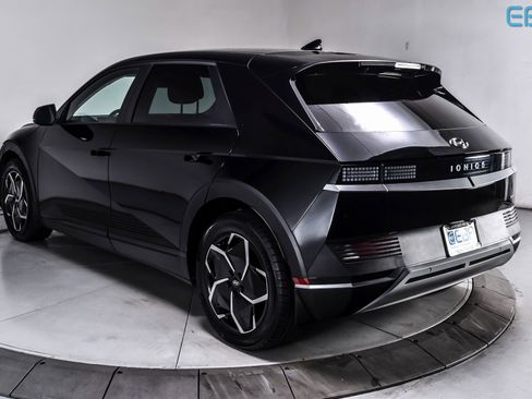 Used 2024 Hyundai Ioniq 5 SEL image 4