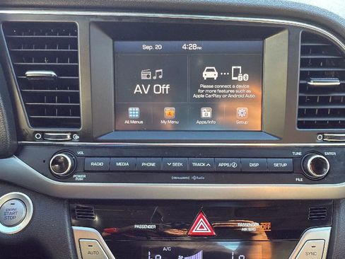 Used 2017 Hyundai Elantra Value Edition image 18