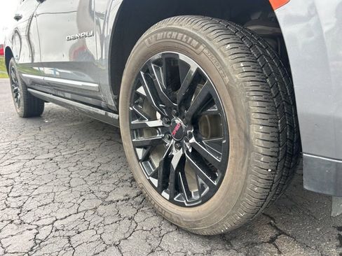 Used 2021 GMC Yukon XL Denali w/ Denali Ultimate Package image 11