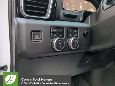 Used 2024 GMC Sierra 3500 Denali Ultimate AWD/4WD image 13