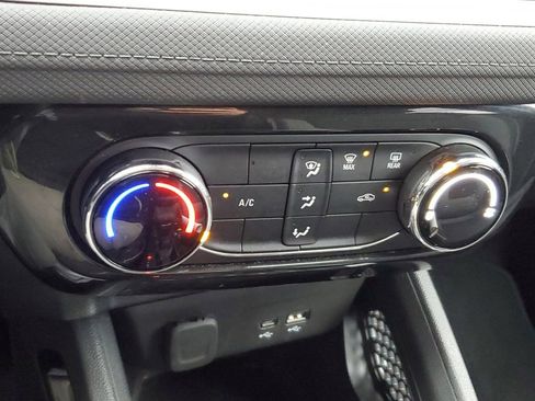 Used 2024 Chevrolet TrailBlazer LT image 20