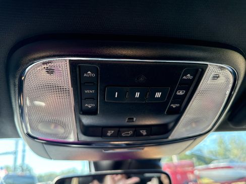 Used 2019 Jeep Grand Cherokee High Altitude image 26