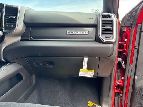 New 2026 RAM 2500 Big Horn AWD/4WD image 25